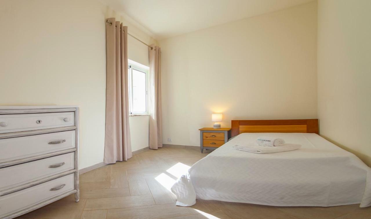 100m² 3 slaapkamer, 2 privé badkamer Appartement in Lagos stadscentrum Buitenkant foto