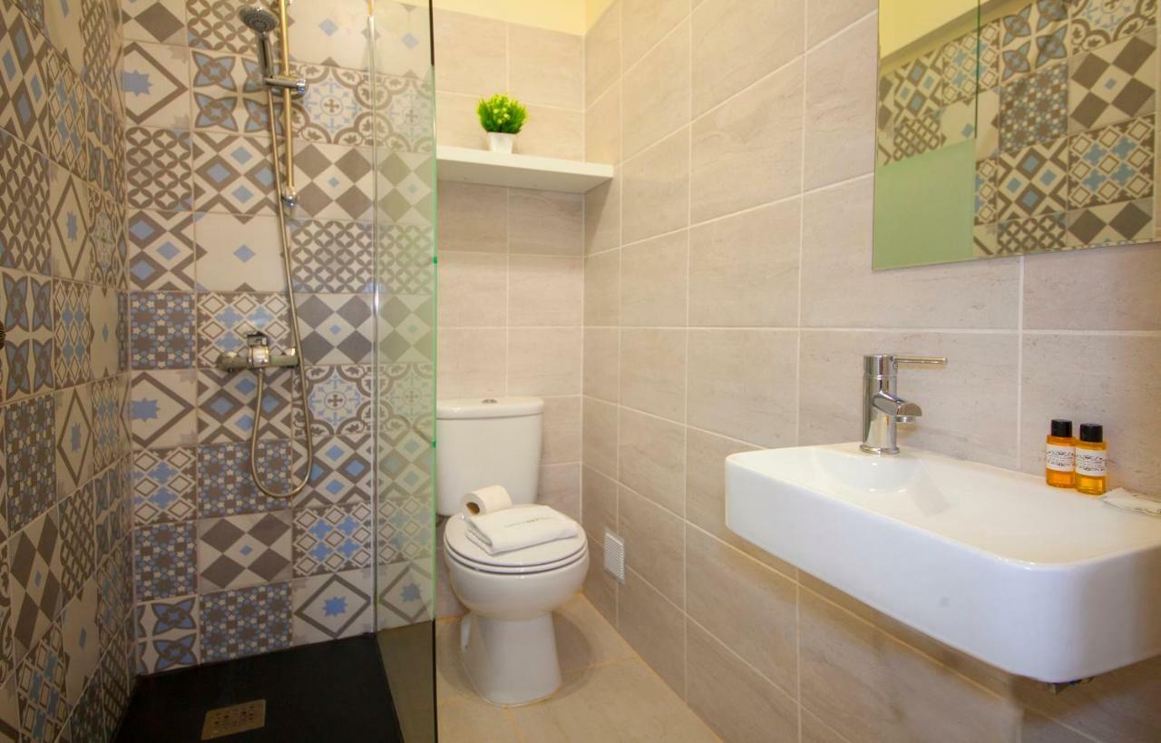 100m² 3 slaapkamer, 2 privé badkamer Appartement in Lagos stadscentrum Buitenkant foto